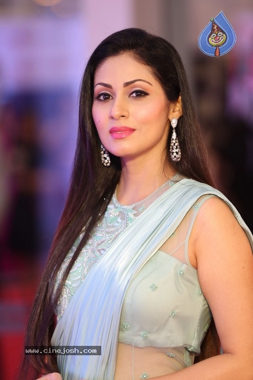 Sada at Gaana Mirchi Music Awards South 2018 - 18 / 19 photos
