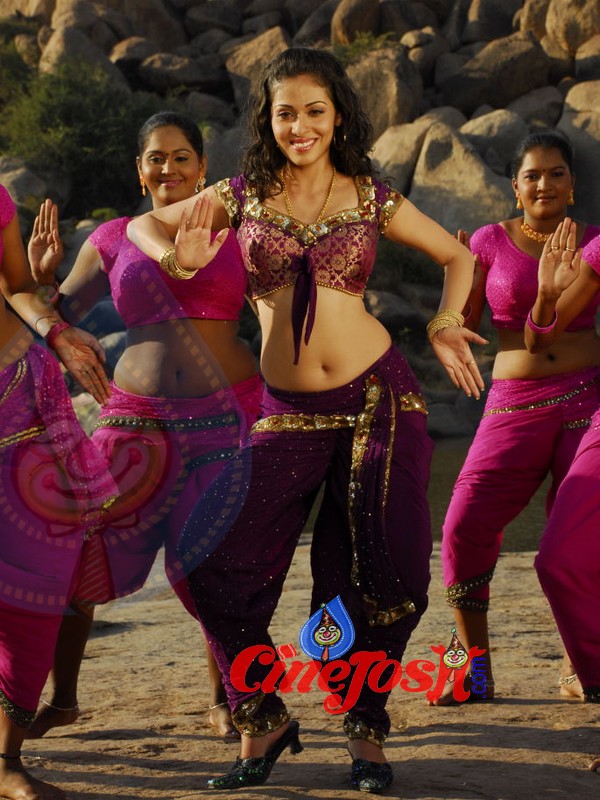 Sadha - 6 / 44 photos