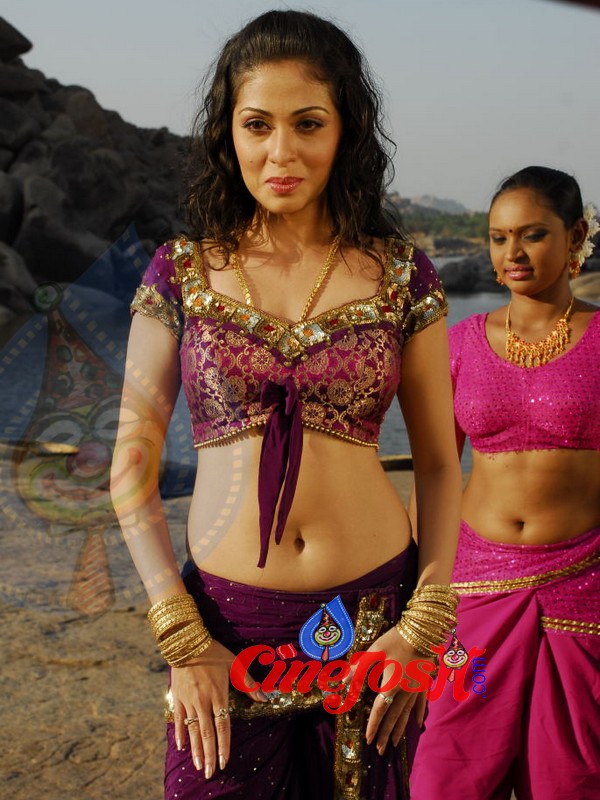 Sadha - 7 / 44 photos