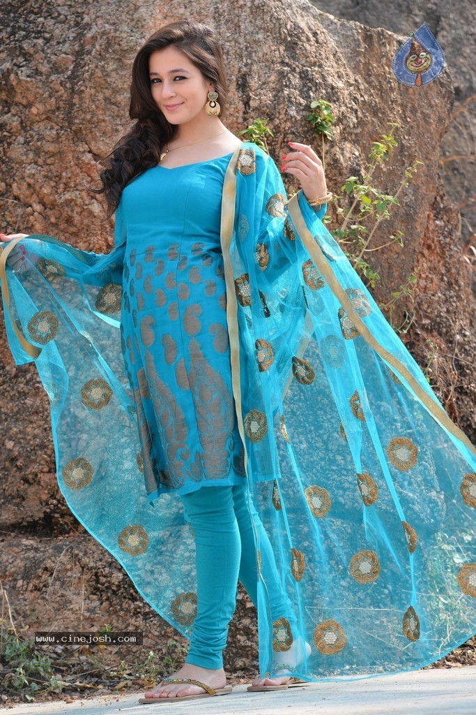 Saheba Subramanyam Heroine Priyal Gor Stills - 45 / 135 photos