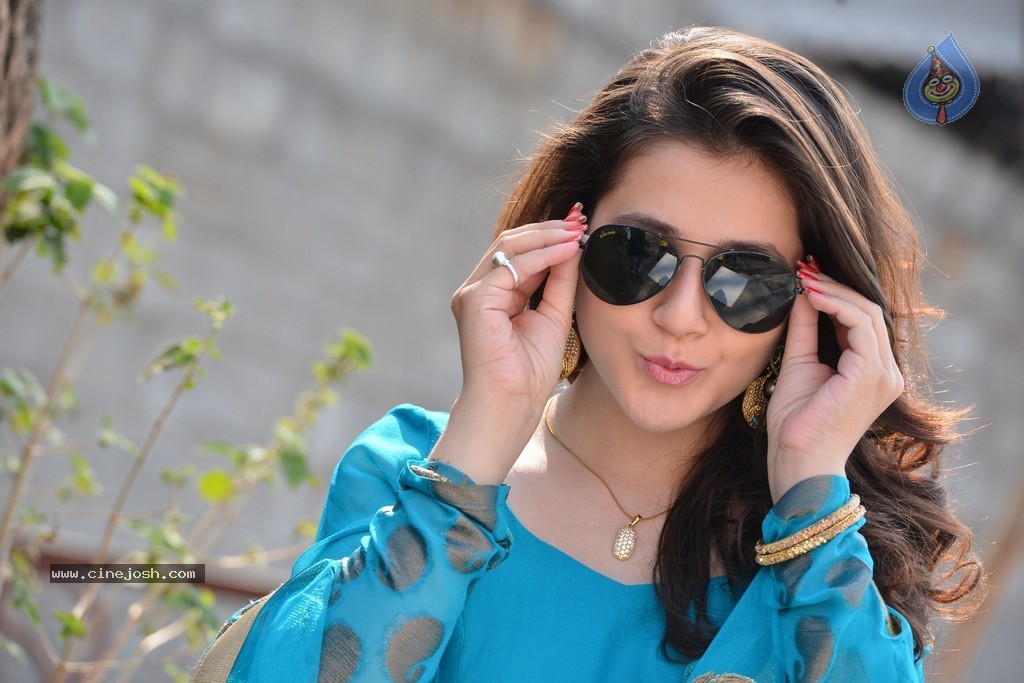 Saheba Subramanyam Heroine Priyal Gor Stills - 56 / 135 photos
