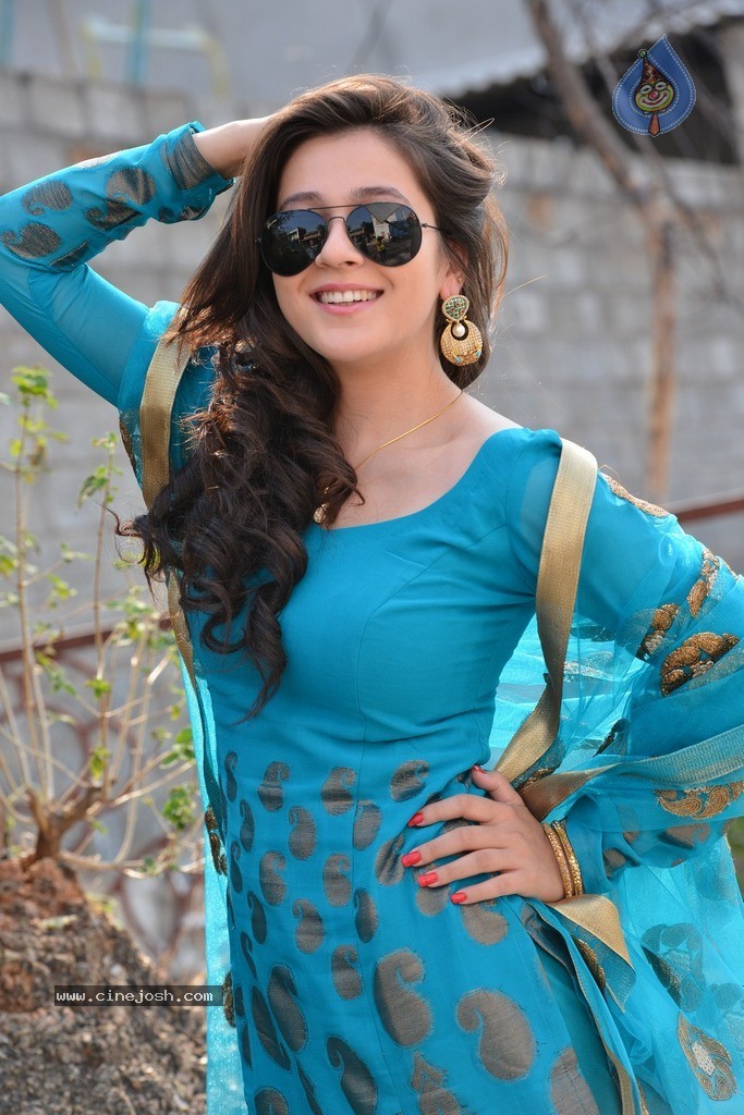 Saheba Subramanyam Heroine Priyal Gor Stills - 60 / 135 photos