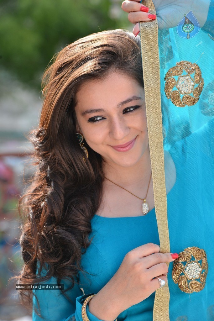 Saheba Subramanyam Heroine Priyal Gor Stills - 62 / 135 photos