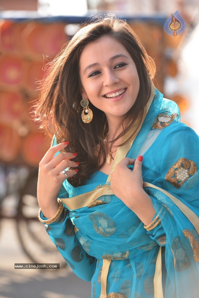 Saheba Subramanyam Heroine Priyal Gor Stills - 115 / 135 photos