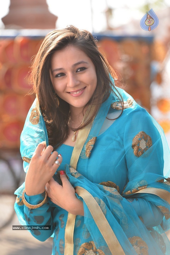 Saheba Subramanyam Heroine Priyal Gor Stills - 117 / 135 photos