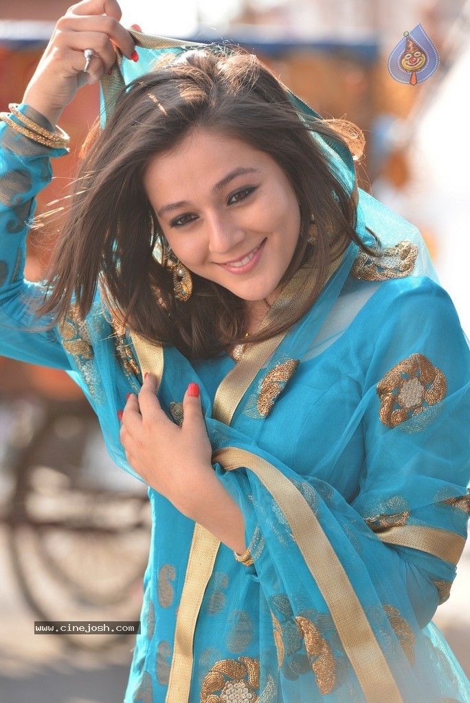 Saheba Subramanyam Heroine Priyal Gor Stills - 124 / 135 photos