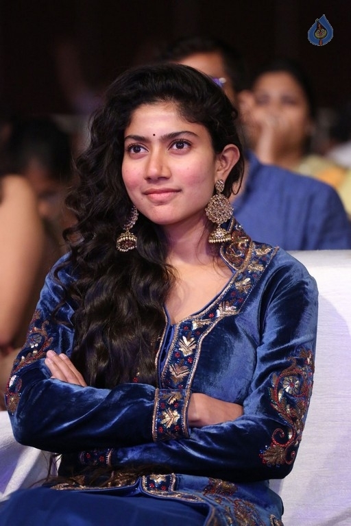 Sai Pallavi at Fidaa Audio Launch - 29 / 31 photos