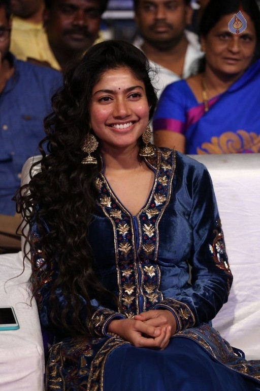 Sai Pallavi at Fidaa Audio Launch - 30 / 31 photos