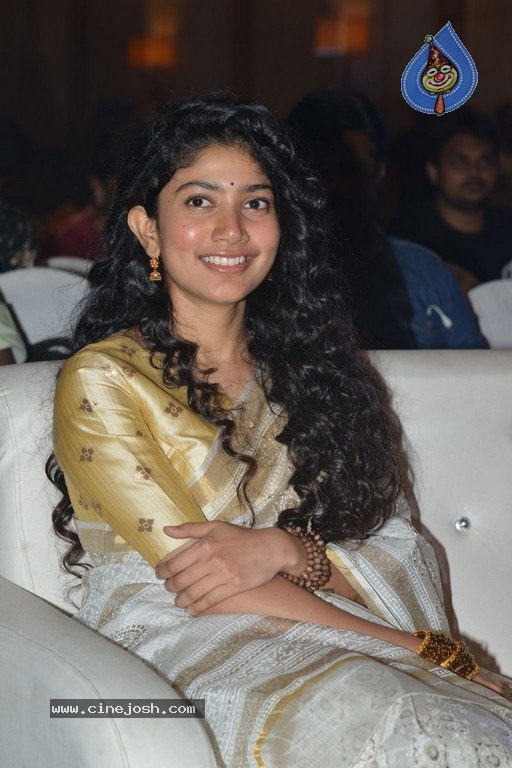 Sai Pallavi at NGK Audio Launch - 11 / 32 photos