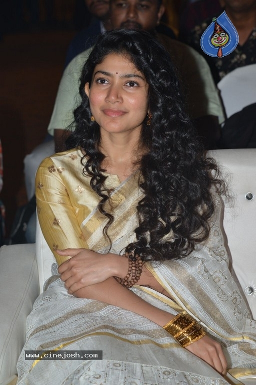 Sai Pallavi at NGK Audio Launch - 16 / 32 photos