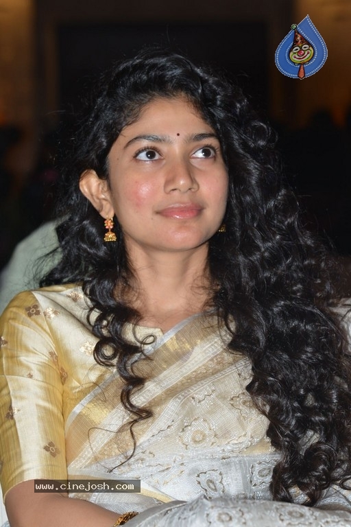 Sai Pallavi at NGK Audio Launch - 25 / 32 photos