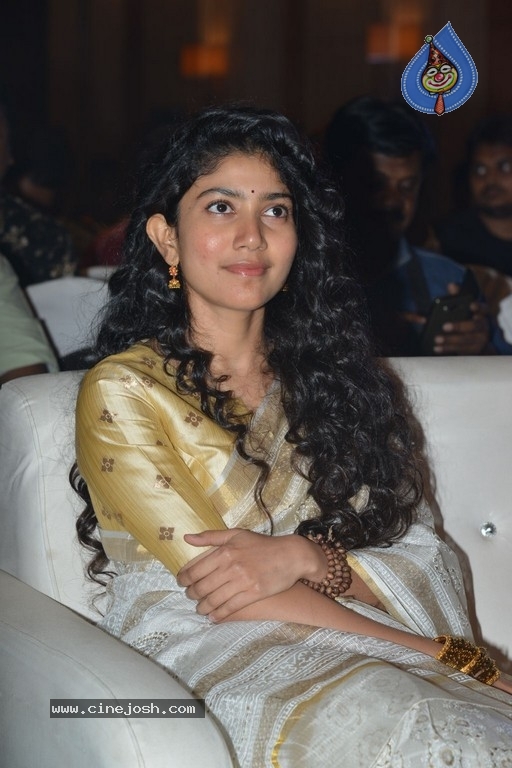 Sai Pallavi at NGK Audio Launch - 26 / 32 photos