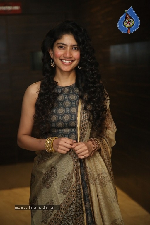 Sai Pallavi at NGK Event - 19 / 21 photos