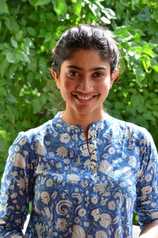 Sai Pallavi Fidaa Interview Photos - 27 / 42 photos