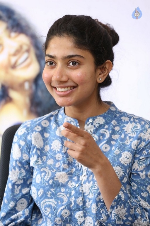 Sai Pallavi Fidaa Interview Photos - 33 / 42 photos