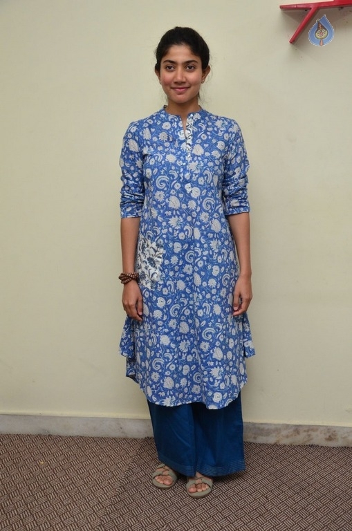 Sai Pallavi Fidaa Interview Photos - 35 / 42 photos