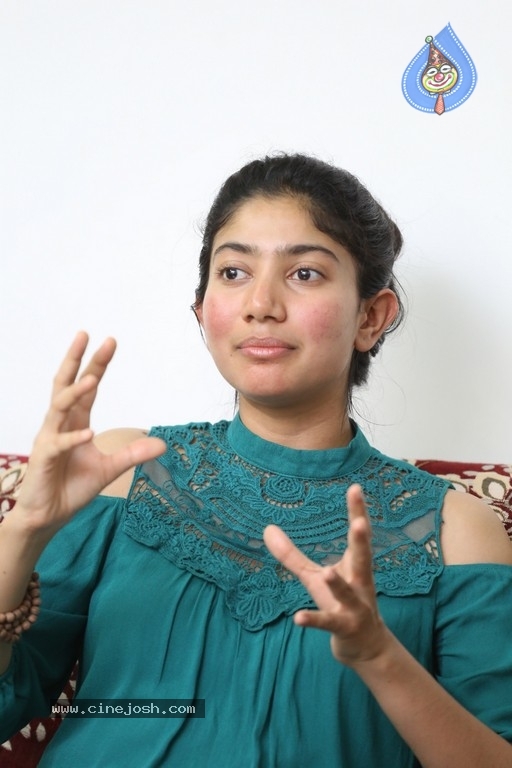 Hair Care Secret: Sai Pallavi uses THIS natural product for her long  tresses | PINKVILLA