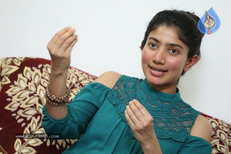 Sai Pallavi Interview Photos - 25 / 42 photos