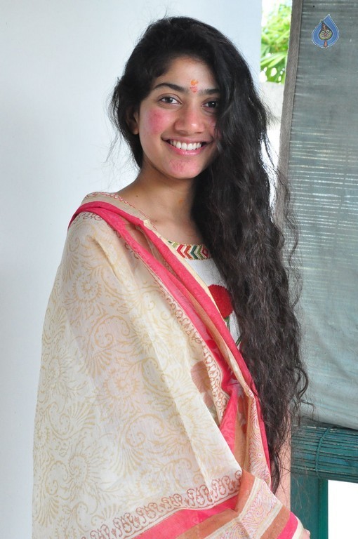 Sai Pallavi Photos - 10 / 20 photos