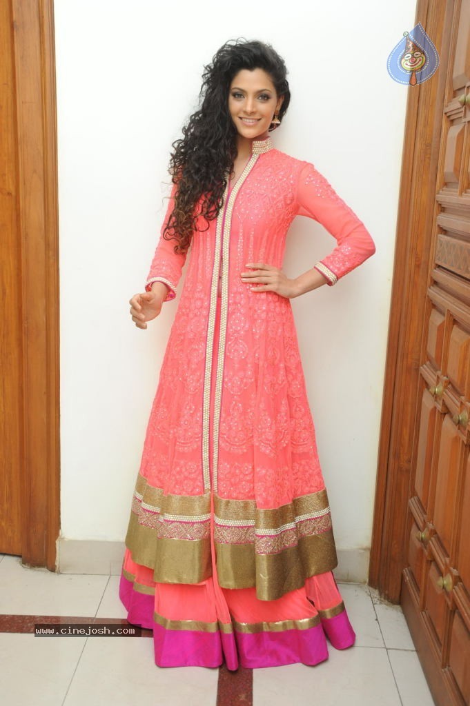 Saiyami Kher New Stills - 11 / 94 photos