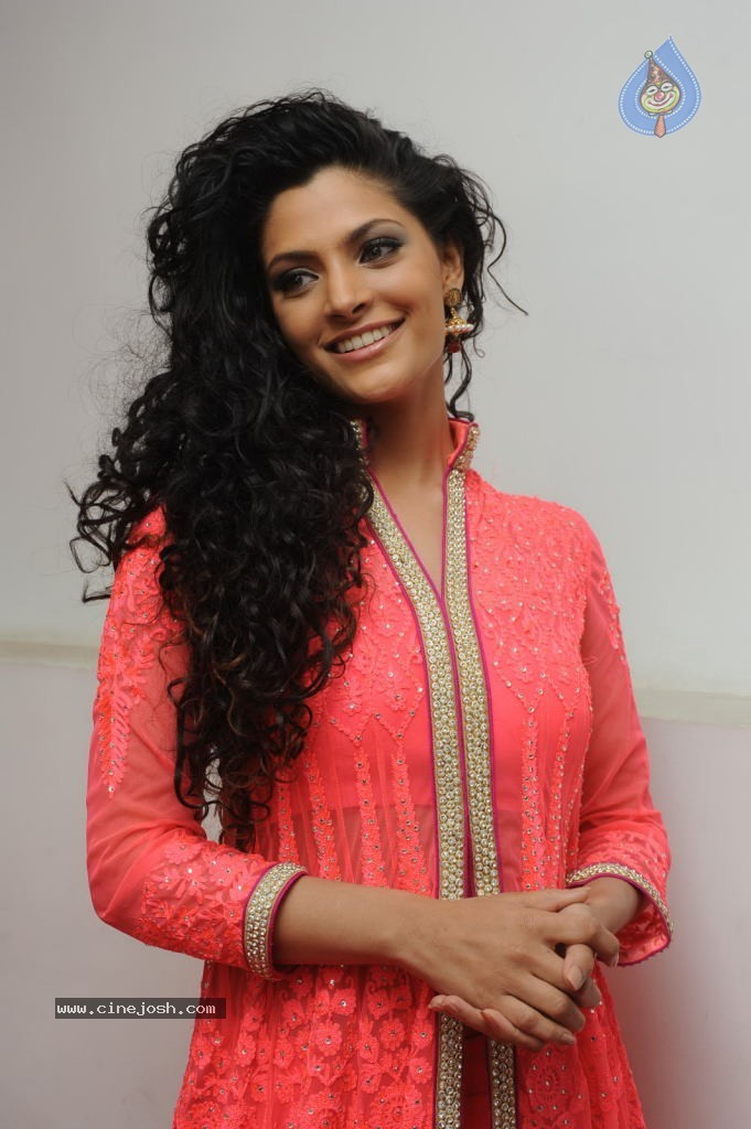 Saiyami Kher New Stills - 39 / 94 photos