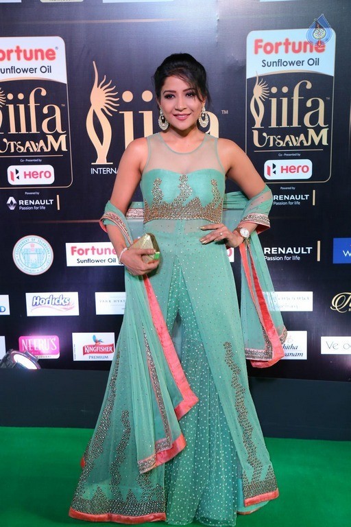 Sakshi Agarwal Pics - 7 / 56 photos
