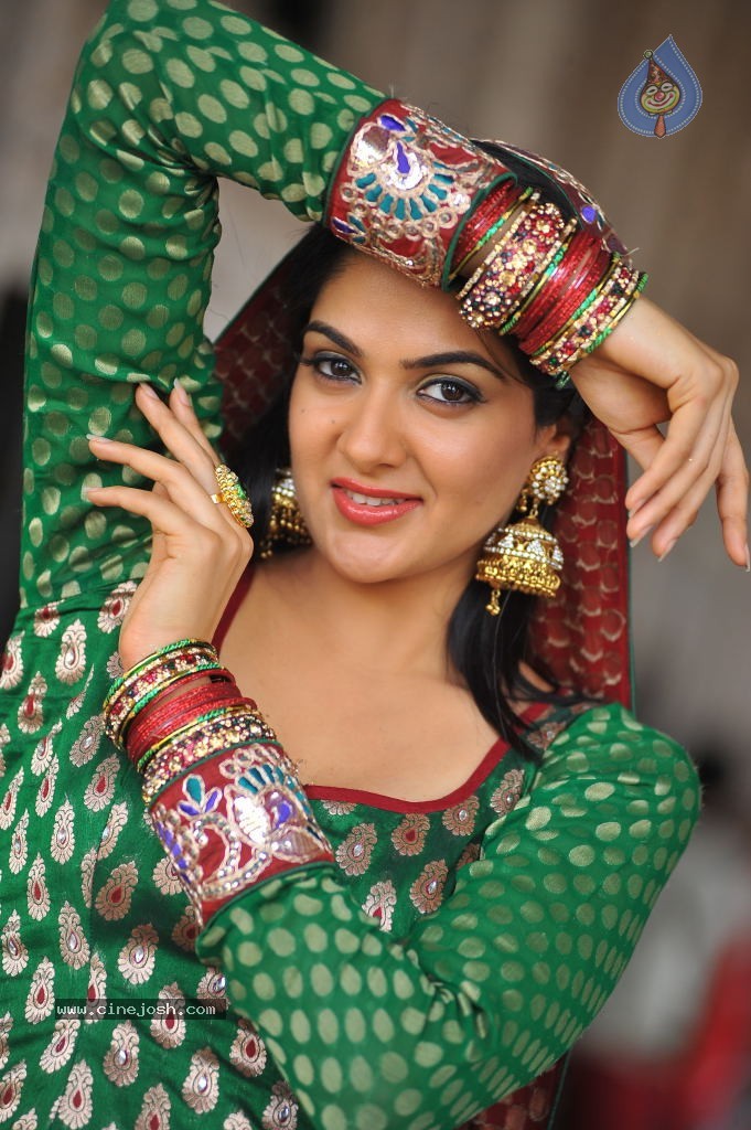Sakshi Choudary Gallery - 61 / 152 photos