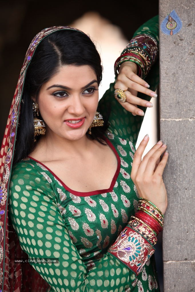 Sakshi Choudary Gallery - 120 / 152 photos