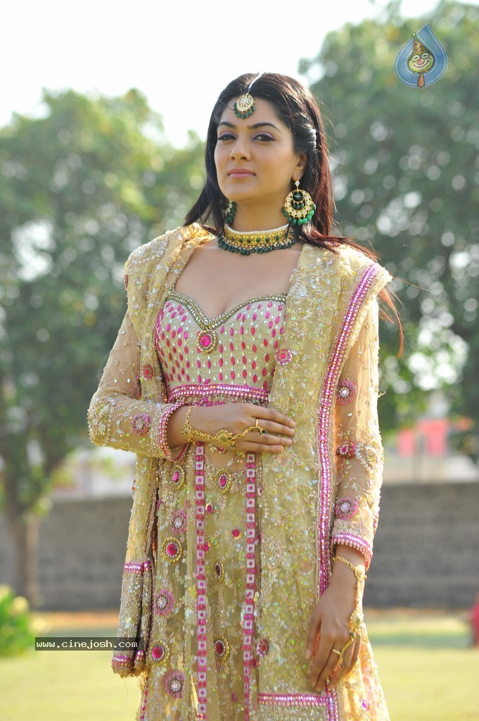 Sakshi Choudary Hot Gallery - 11 / 127 photos