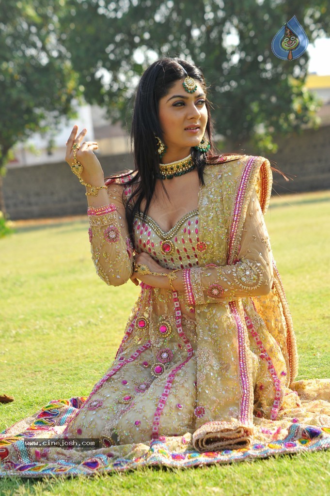 Sakshi Choudary Hot Gallery - 48 / 127 photos