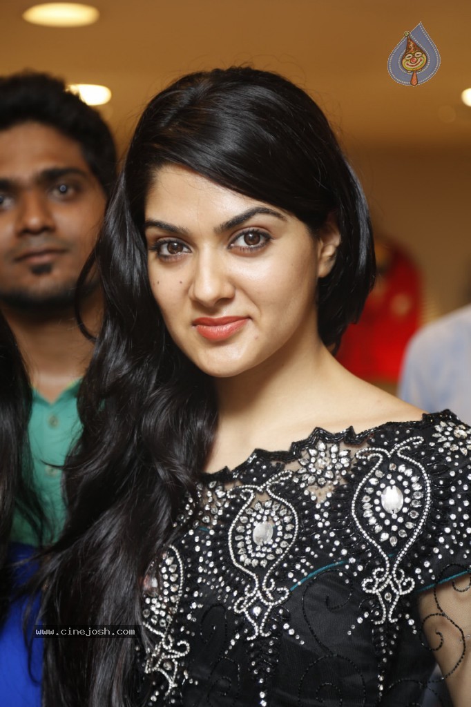 Sakshi Choudhary Latest Stills - 13 / 52 photos