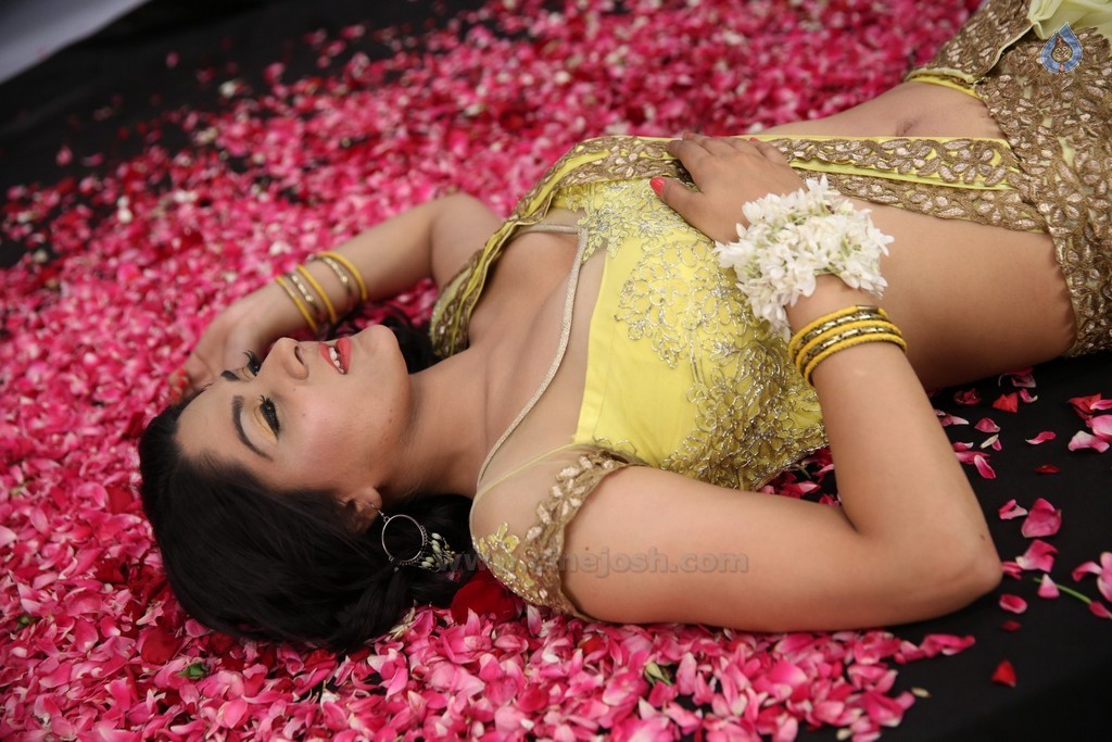 Sakshi Chowdary Latest Gallery  - 45 / 75 photos