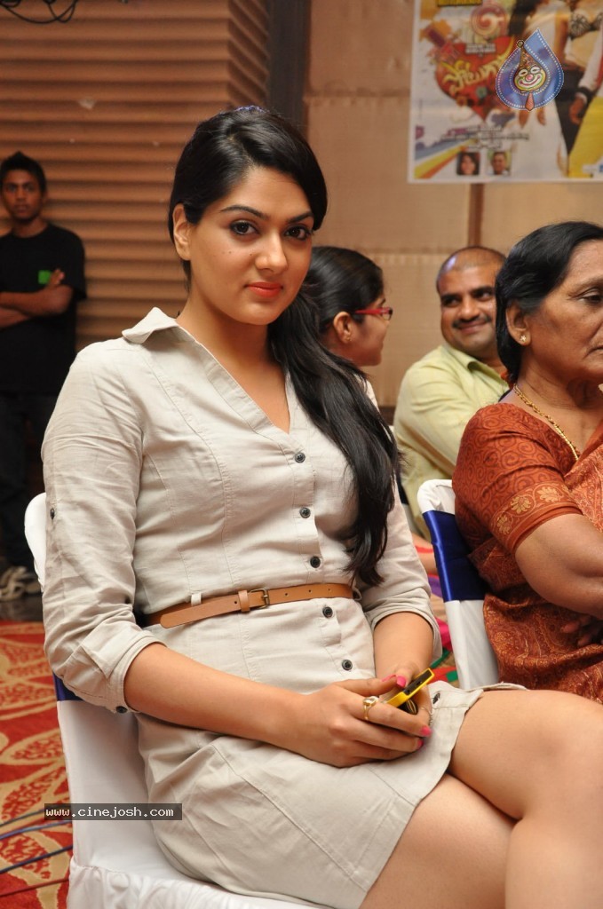 Sakshi Chowdary New Gallery - 17 / 83 photos