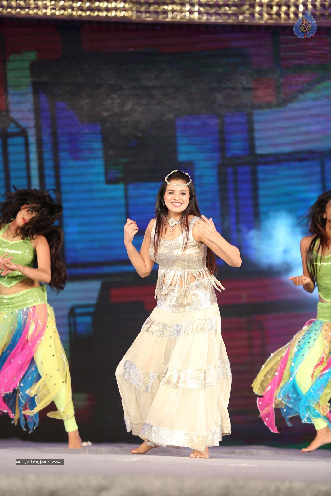 Saloni at Gama Awards 2014 - 21 / 35 photos