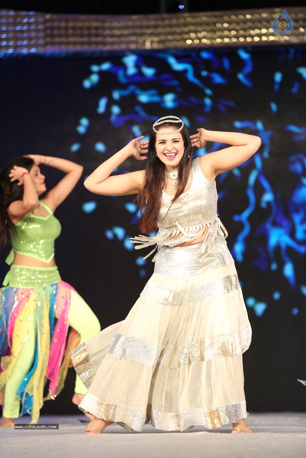 Saloni at Gama Awards 2014 - 22 / 35 photos