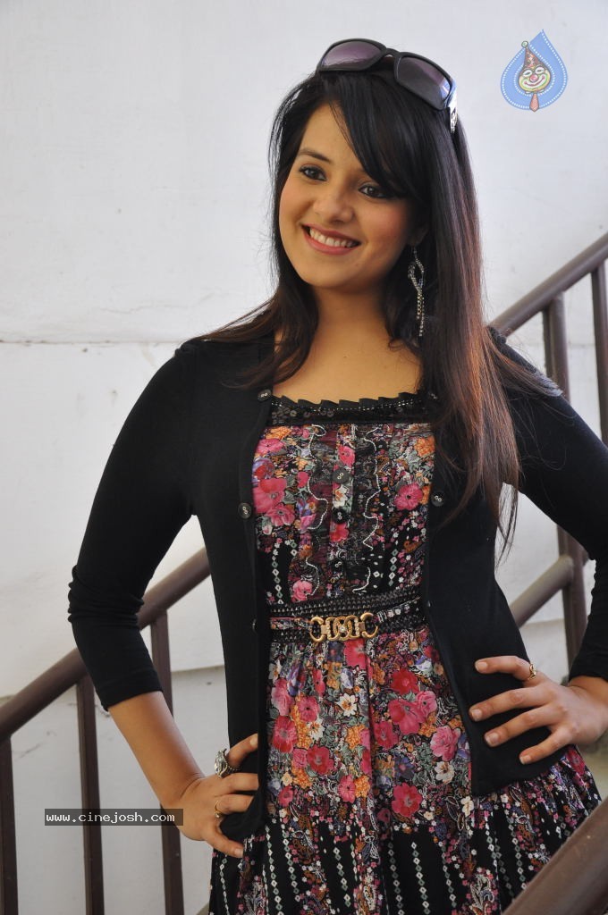 Saloni Latest Stills Photo 73 Of 77