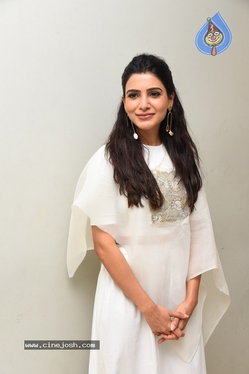 Samantha Akkineni Photos - 3 / 21 photos