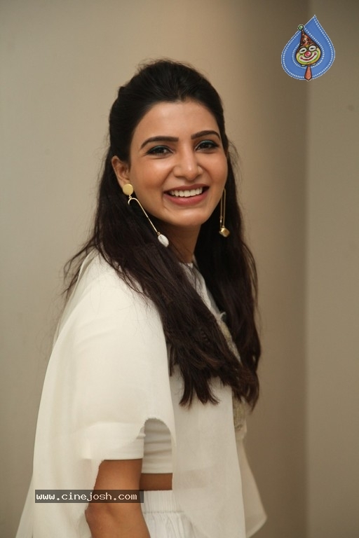 Samantha Akkineni Photos - 10 / 21 photos