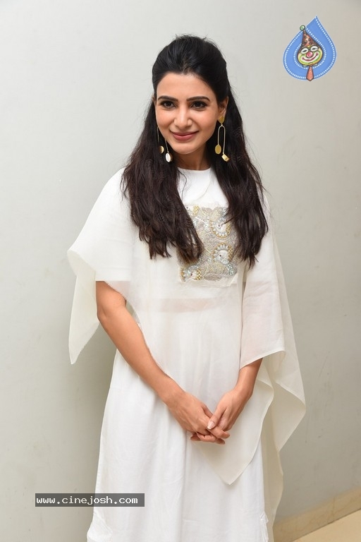 Samantha Akkineni Photos - 12 / 21 photos