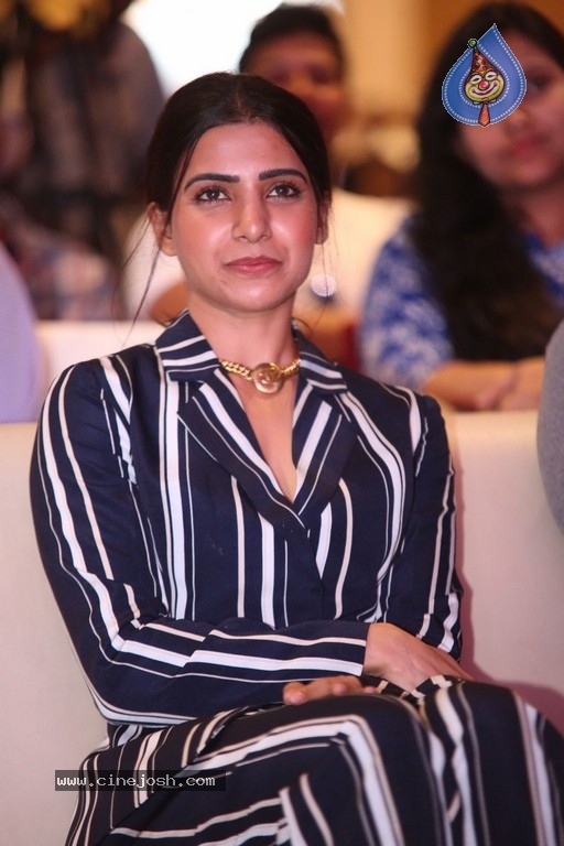 Samantha Akkineni Stills - 7 / 14 photos