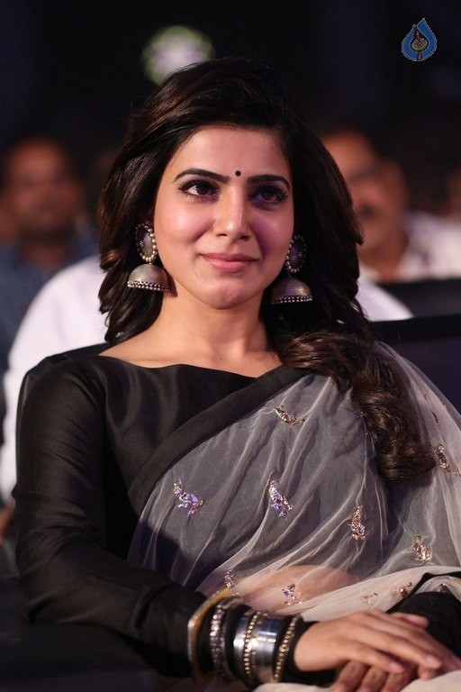 Samantha at Brahmotsavam Audio Launch - 33 / 50 photos