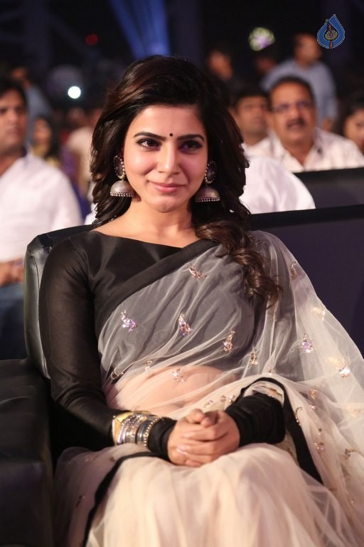 Samantha at Brahmotsavam Audio Launch - 40 / 50 photos