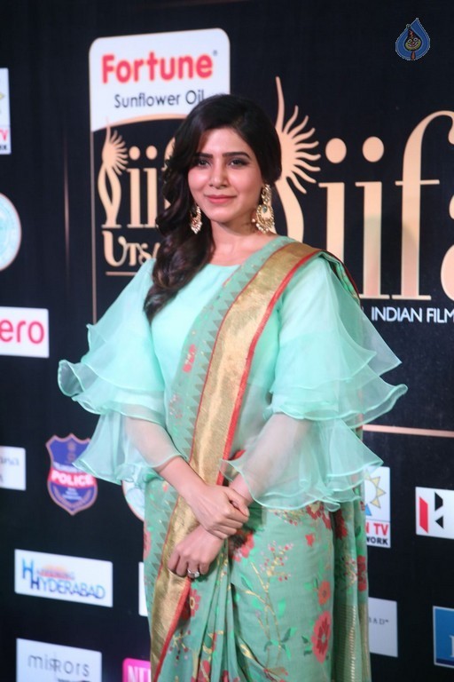 Samantha at IIFA 2017 - 25 / 35 photos
