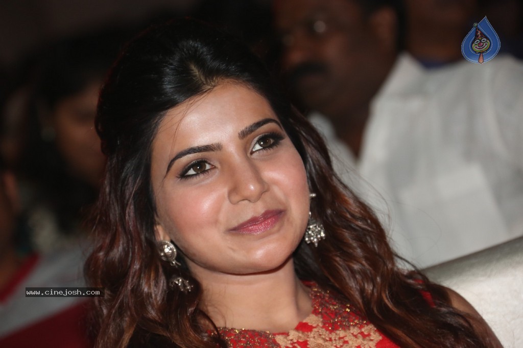 Samantha at Lovers Audio Launch - 119 / 128 photos