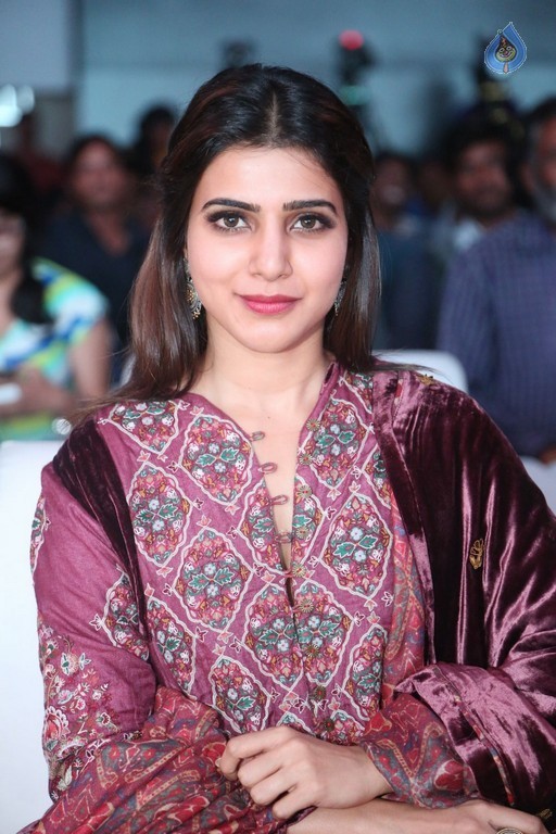 Samantha at Remo Audio Launch - 25 / 54 photos