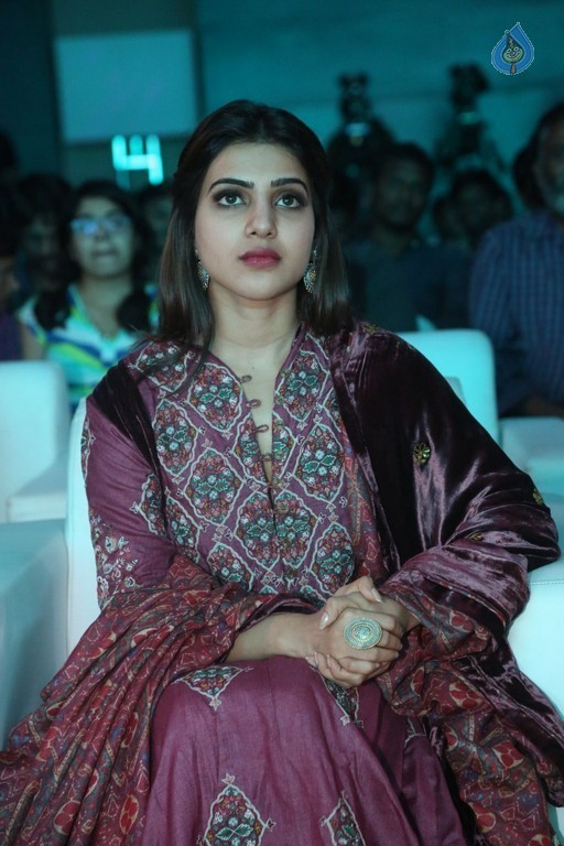 Samantha at Remo Audio Launch - 26 / 54 photos