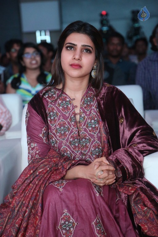 Samantha at Remo Audio Launch - 28 / 54 photos