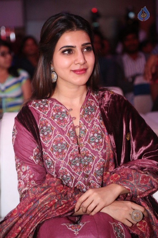 Samantha at Remo Audio Launch - 34 / 54 photos