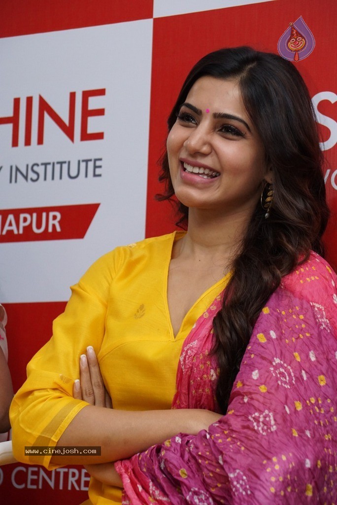 Samantha at Sunshine Centre Launch - 8 / 133 photos