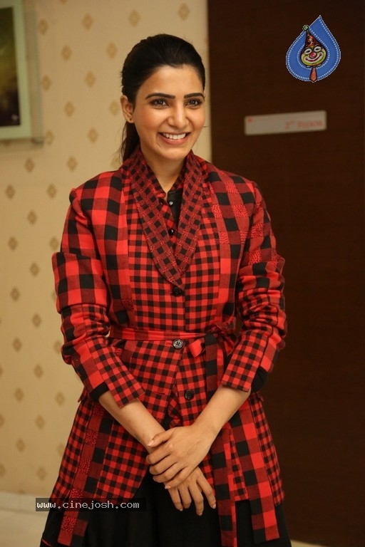 Samantha At U Turn Movie Success Meet - 4 / 17 photos